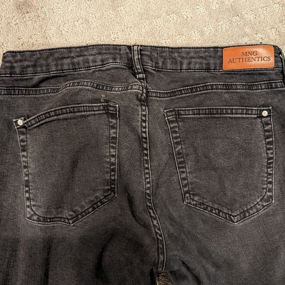 Mango Straight Leg Mid Rise Cropped Jeans Size 10 Faded Black - Picture 10 of 11